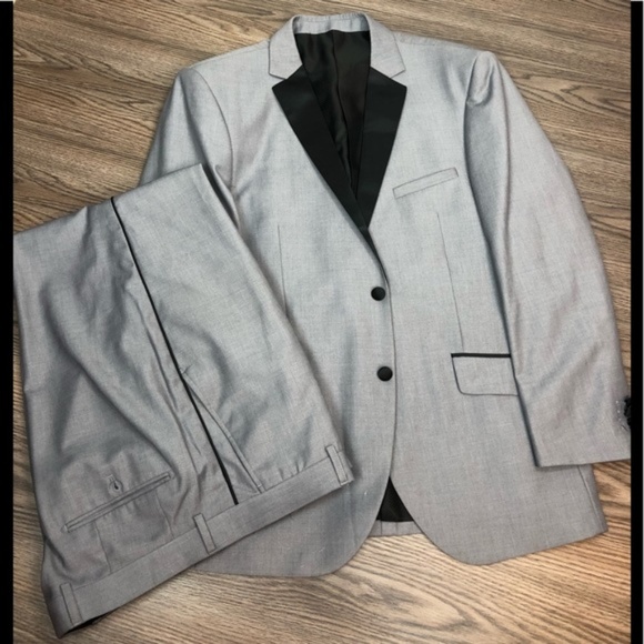 BOCACCIO Other - BOCACCIO GRAY SHARK SKIN TUXEDO PEAK LAPEL 42S
